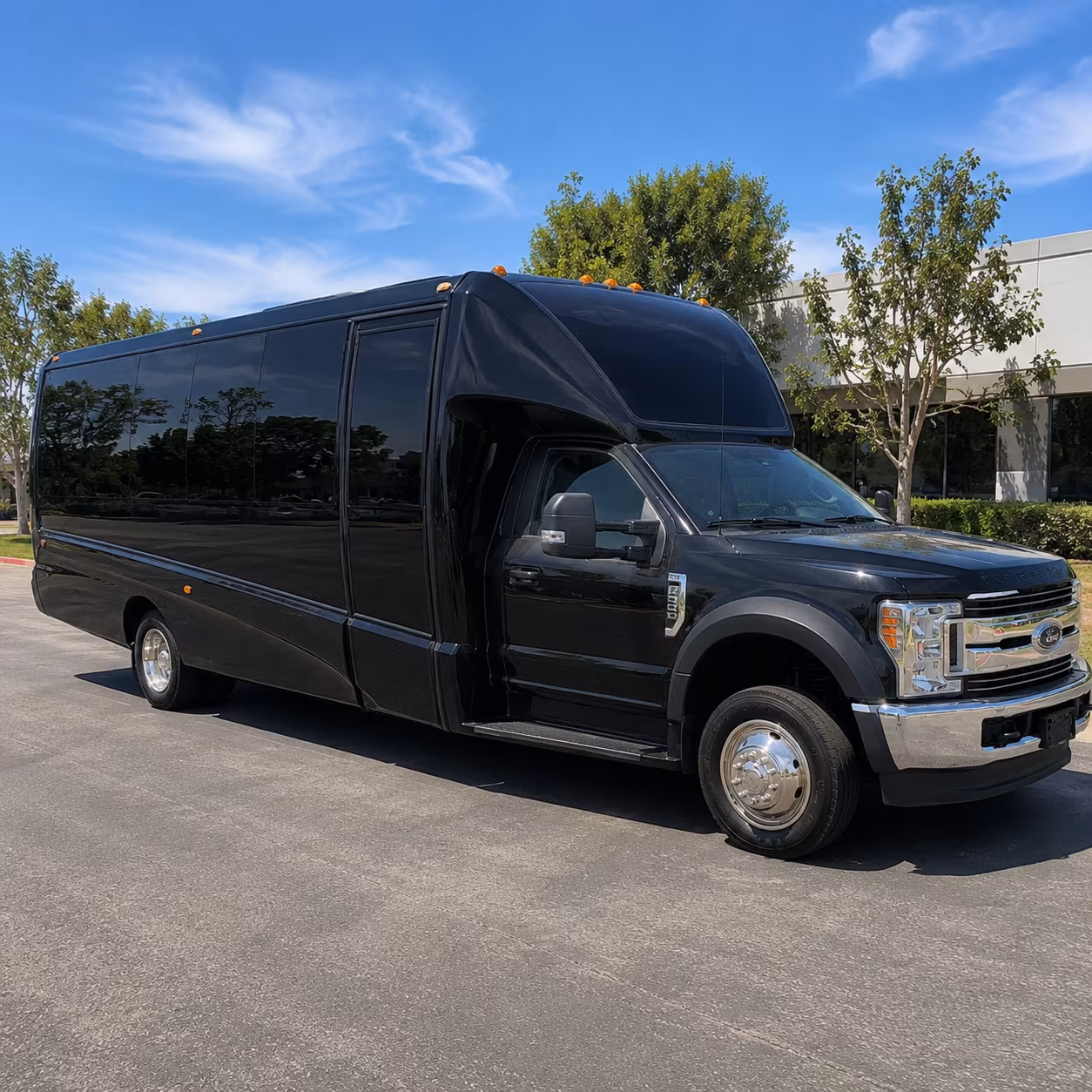 Minneapolis Birthday, Sweet 16, & Quinceañera Party Bus Rentals