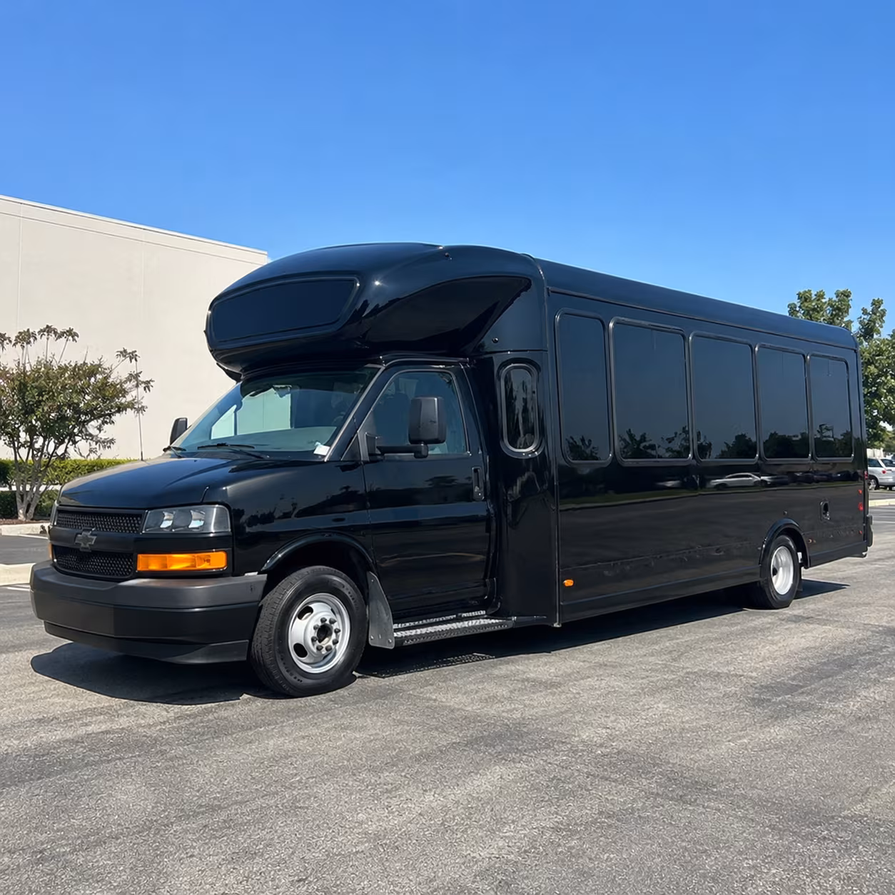 St. Paul Birthday, Sweet 16, & Quinceañera Transportation party bus exterior