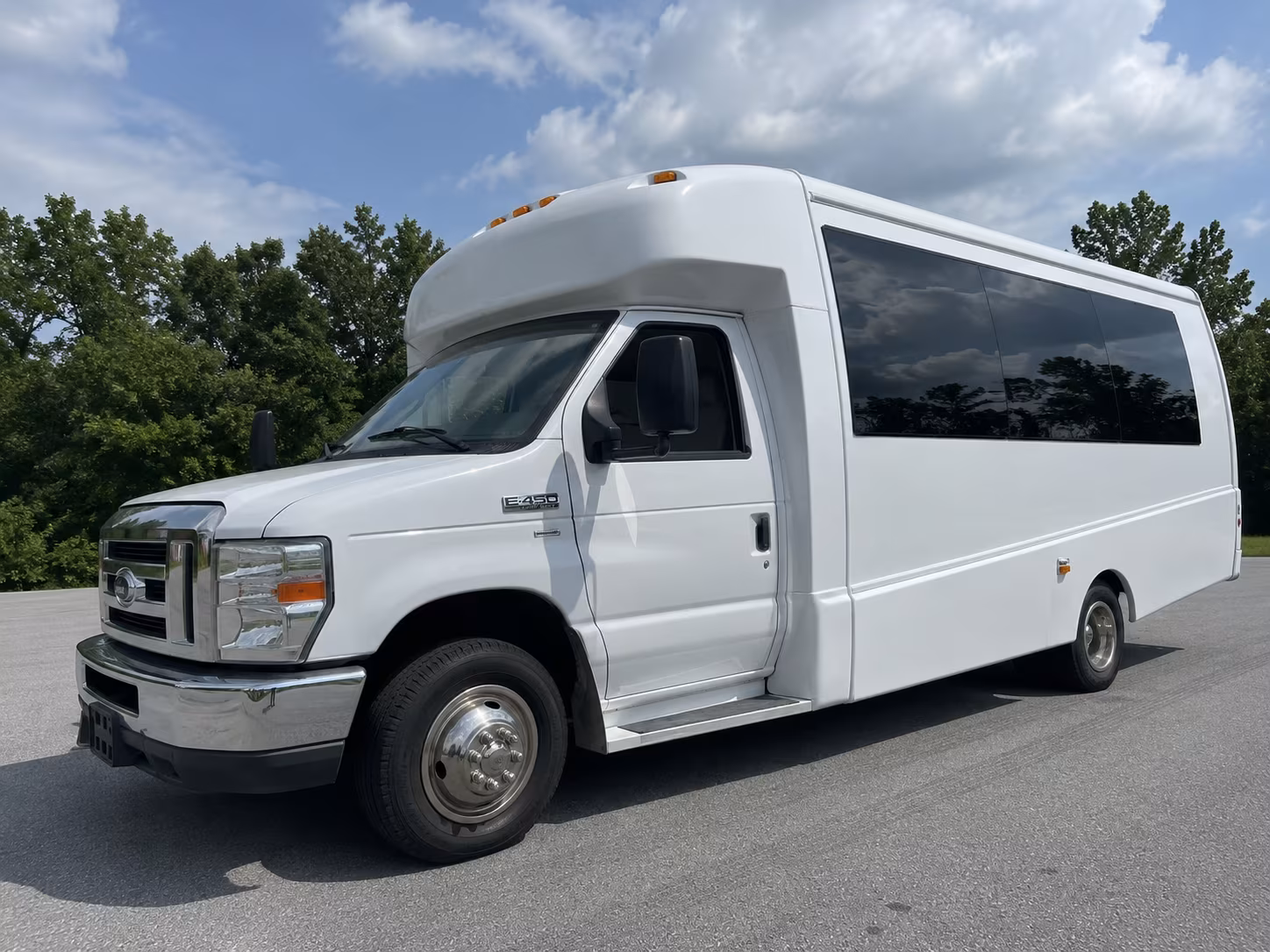 St. Paul Prom & Homecoming Transportation group transportation