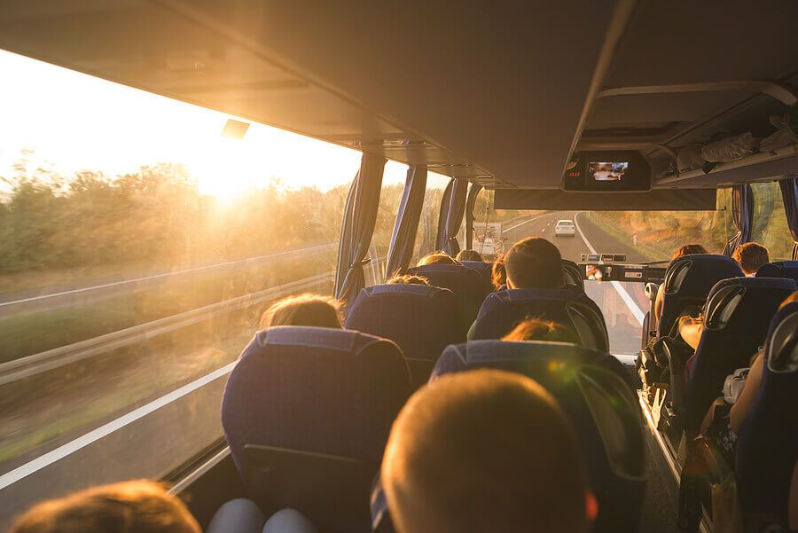 School Field Trip Bus Rentals in Rochester